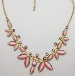 Avon Precious Flower Gold Tone Necklace